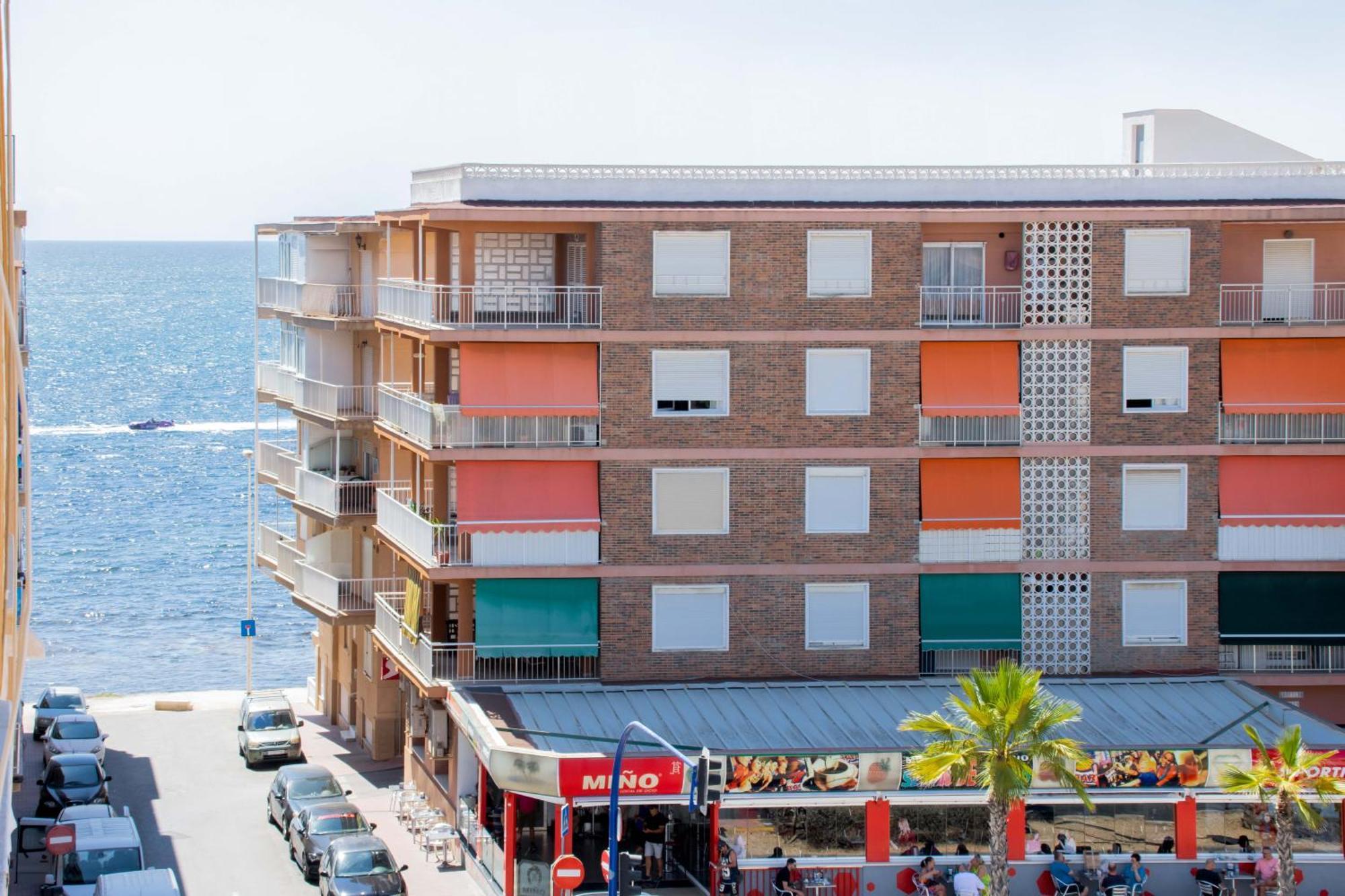 Apartamento 50M Al Mar Torrevieja Exteriör bild